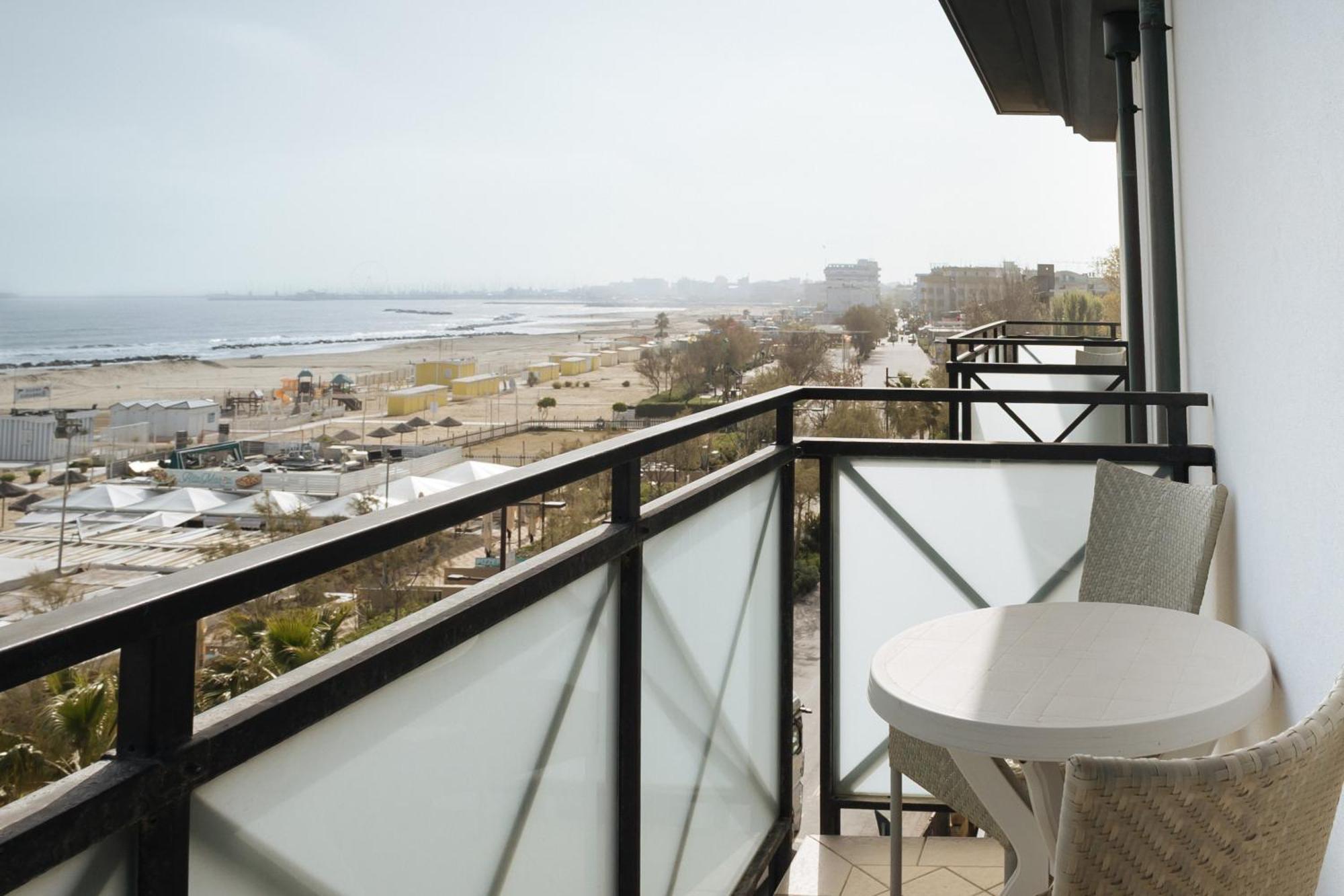 Gabbiano Apartments ريميني المظهر الخارجي الصورة