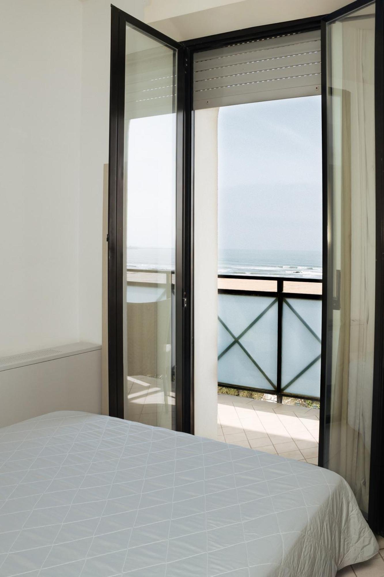 Gabbiano Apartments ريميني المظهر الخارجي الصورة