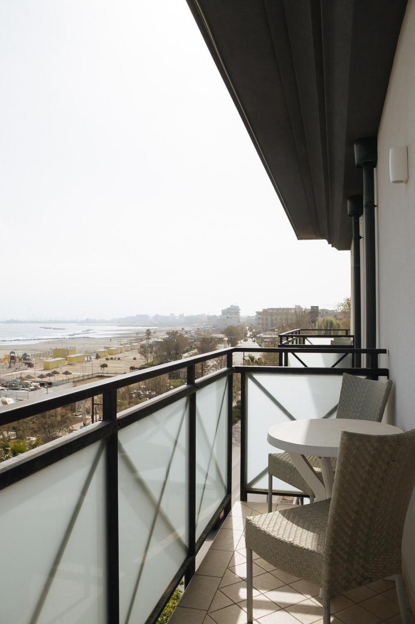 Gabbiano Apartments ريميني المظهر الخارجي الصورة
